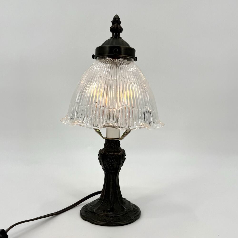 Vintage U.L.I. 12 Inch Bronze Finish Base Glass Shade Table Lamp Boudoir Tulip